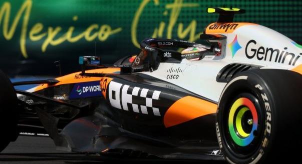Miért nem fejleszt úgy a McLaren, mint a Red Bull?