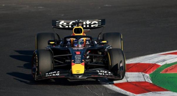 Verstappen az első, Piastri 12. a második mexikói F1-es edzésen