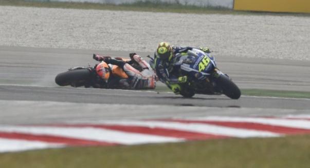 Retro – Kirobban a Rossi–Marquez háború a MotoGP-ben