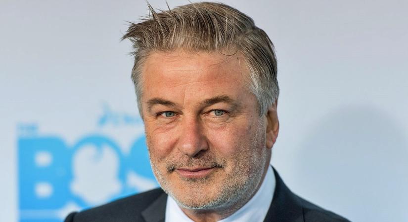 Alec Baldwin felesége hét gyermek után is igazi bombázó – Friss fotókon a 41 éves Hilaria Baldwin
