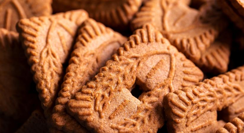 Így készíts igazi mesekekszet otthon: a spekulatius keksz receptje