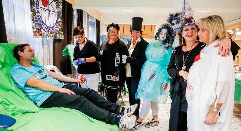Csokit vagy vért! Halloweenkor jönnek az igazi vérszívók