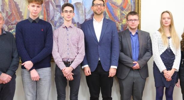Készül a digitális fakataszter – köszönetet mondtak a programot segítő diákoknak