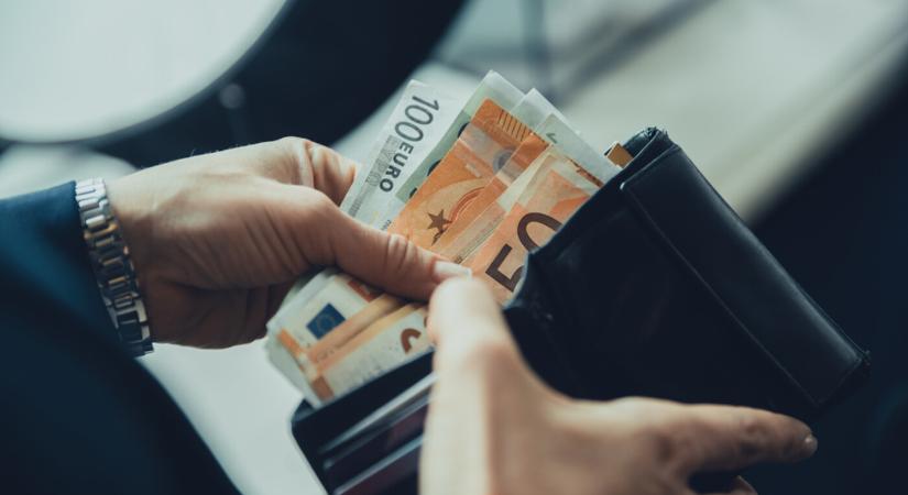 Ha ebben a szakmában dolgozik, örülhet – januártól emelik a fizetését