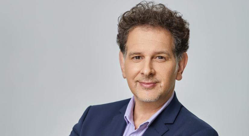 Somos a pályán: Somos András veszi át Krug Emília helyét az ATV politikai elemzőműsorában