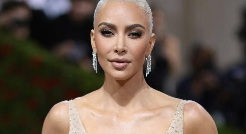 Emlékeszel még? Így tette tönkre Kim Kardashian Marilyn Monroe legendás ruháját