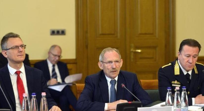 Arab milliárdos vitte el a Belügyminisztériumot