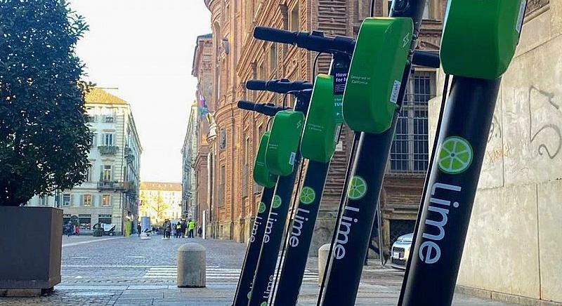 Újabb európai főváros mond nemet az elektromos rollerekre