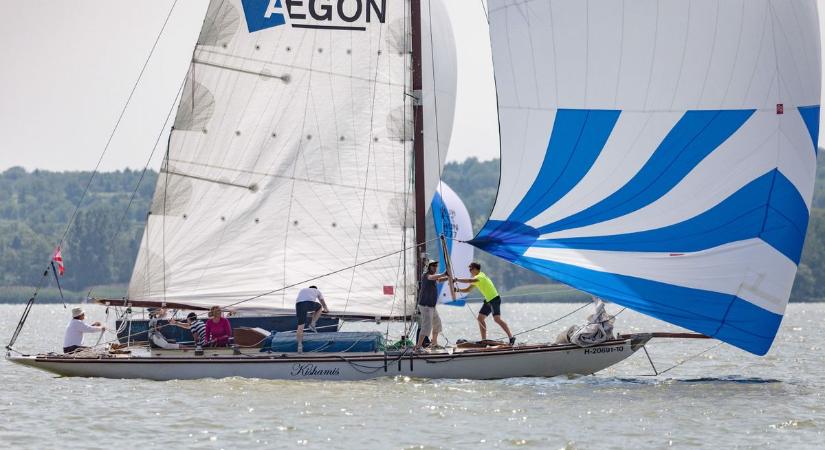 Hajó, amit még a szovjetek sem tudtak elsüllyeszteni – a Kishamis ma is a Balaton büszkesége