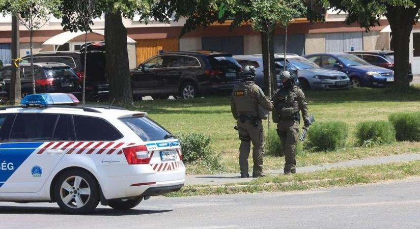 Hiába keresi égre-földre a rendőrség, már a körözési toplista elején a pécsi születésű nő