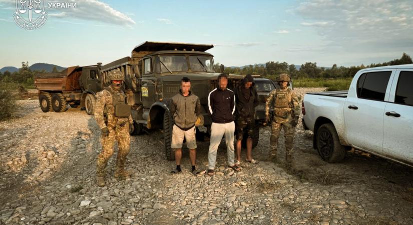 Kárpátalján két szervezett „fekete bányász” csoport tevékenységét blokkolták: a környezetnek okozott kár meghaladja a 10 millió hrivnyát