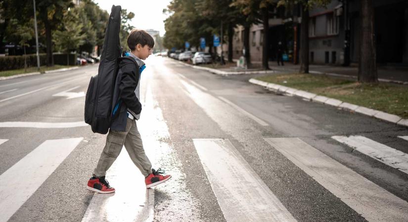 Mikor mehet a gyermekem egyedül is biztonságosan az iskolába? – Kolozsváron kezdenék a változást