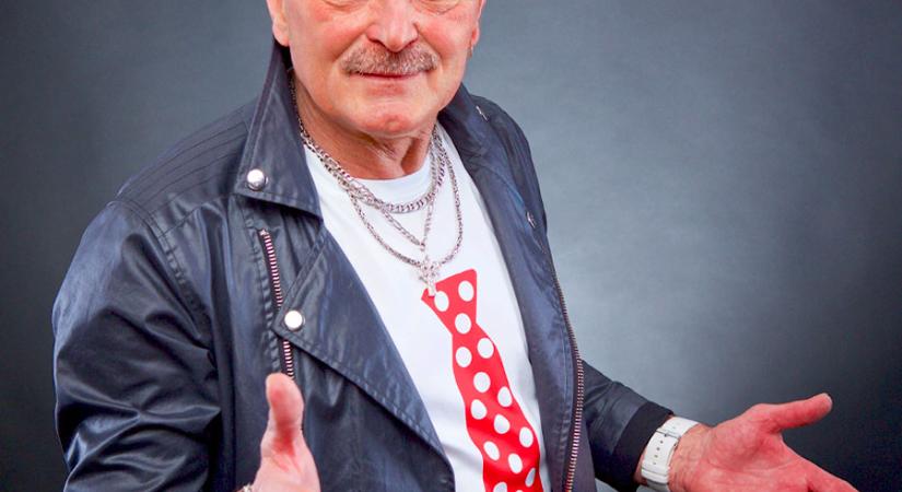 Őrbottyánban visszavonnák Nagy Feró díszpolgári címét, miután a Szőlő utcai ügyről azt mondta, hogy jól jártak a kiskorú lányok azzal, hogy futtatta őket az igazgató