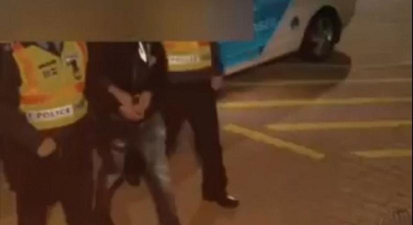 Elfogták azt az 53 éves ajkai férfit, aki bántalmazta élettársát ( videó)