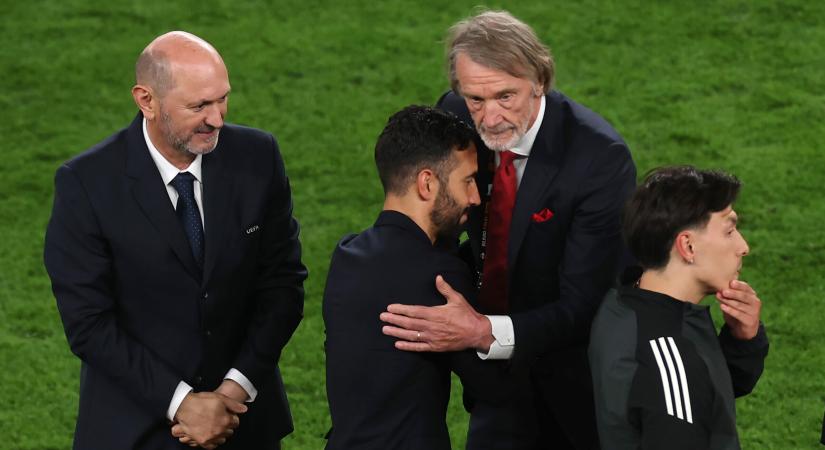 Különleges kéréssel fordult a Manchester United a Premier League-hez