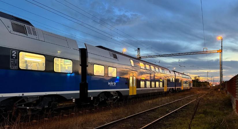 Halálra gázolt egy embert a vonat Debrecen és Ebes között! - fotókkal!