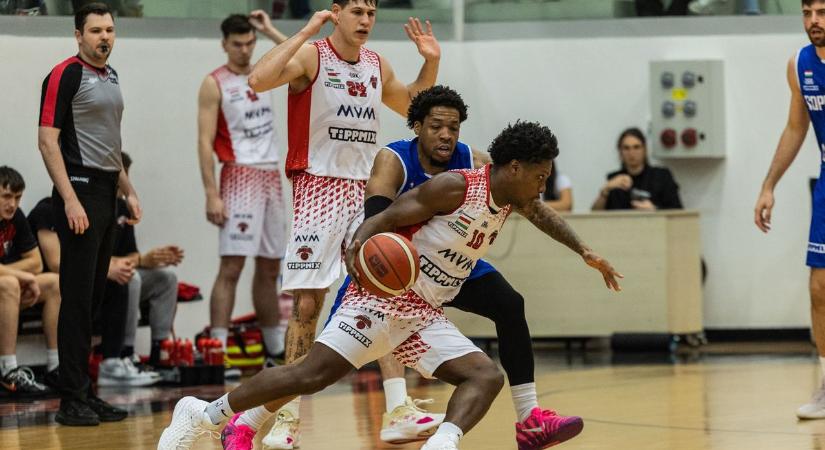 Hazai pályán kapott ki a Sopron ellen az MVM-OSE Lions fotók