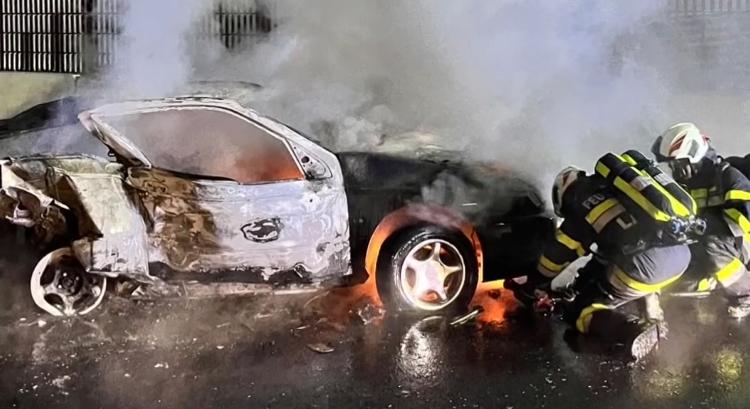 Tragédia Ausztriában, részegen csapódtak egy magyar autóba