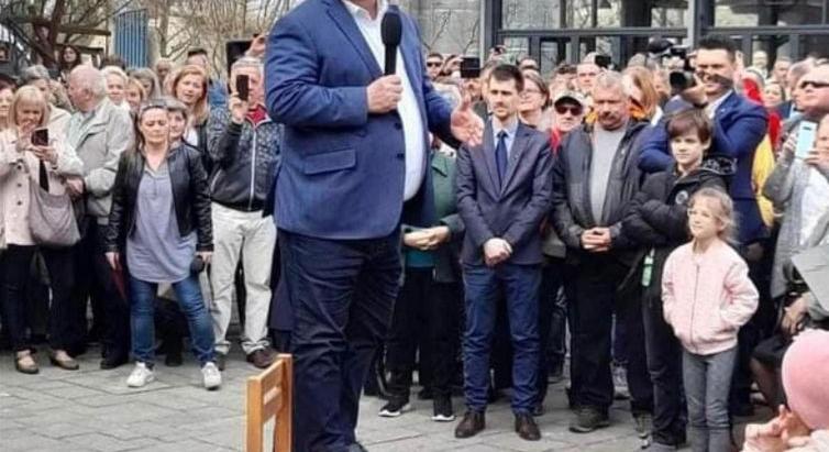Országjárást jelentett be Orbán Viktor, de csak a sajátjai vehetnek részt az eseményeken