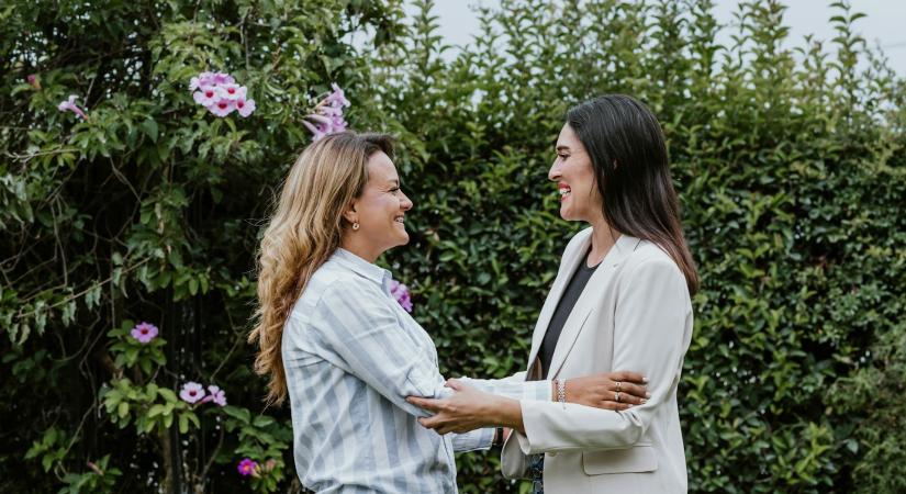 Így szerezz új barátokat felnőttként: így alakíts ki kötődést