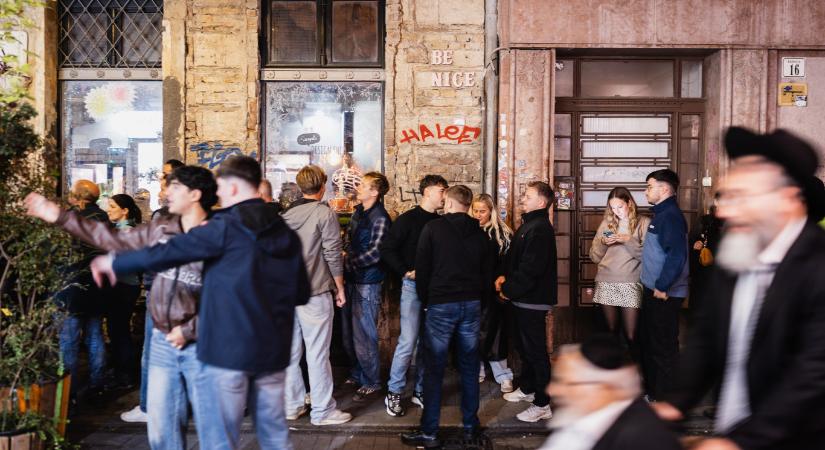 „Nincs jelentősége az esélyek latolgatásának, itt arról van szó, hogy egy városrész elkezdte a felkelést”