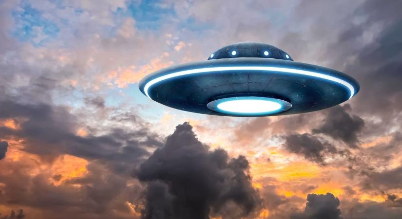 Rejtély: UFO-t kapott lencsevégre Vastag Csaba?