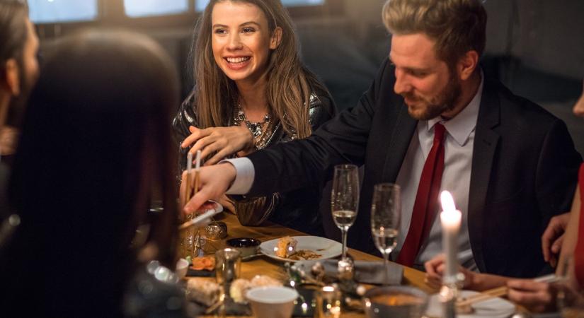 5 lebuktató jel, hogy egy családi barátod szerelmes beléd