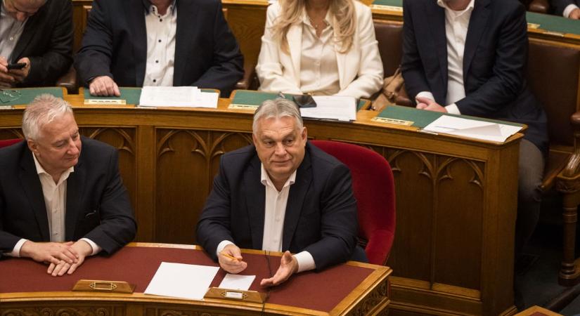 Hivatalos: Orbán Viktor és Semjén Zsolt is tárgyal a pápával