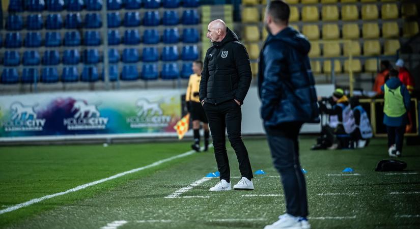 Kuttornak is nagy dilemmát okozott a fiatalszabály: "Megbeszéltem a kapusokkal, hogy előállhat ez a helyzet"