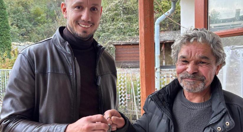 Bár Gyurcsány felszívódott, Lajos végül így is lakást kapott