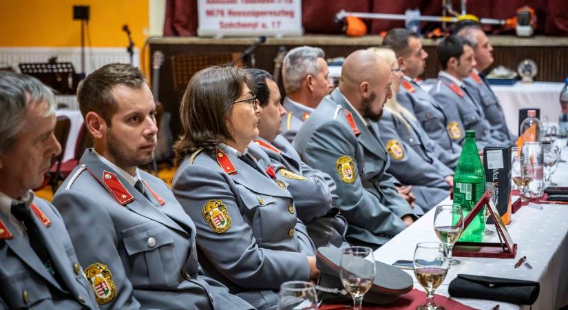 Ahol még a plébános is tűzoltó volt - jubileumát ünnepelte a hosszúperesztegi tűzoltó egyesület