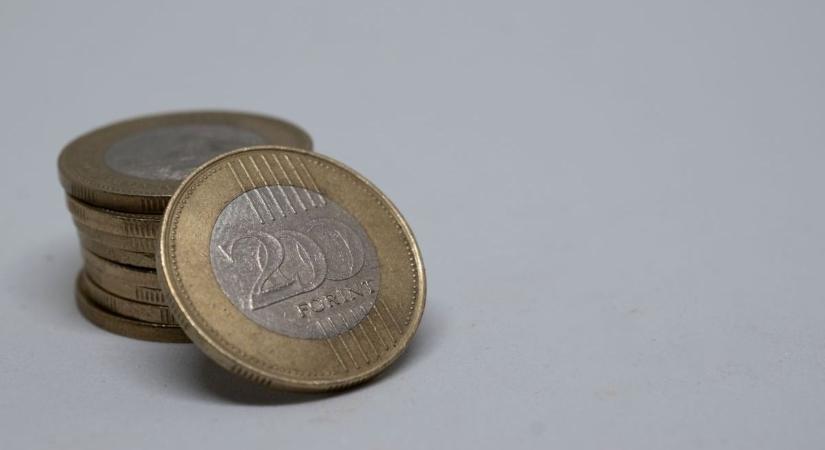 Különleges magyar 200 forintos okoz szenzációt, óriási licitharc indult érte – videó