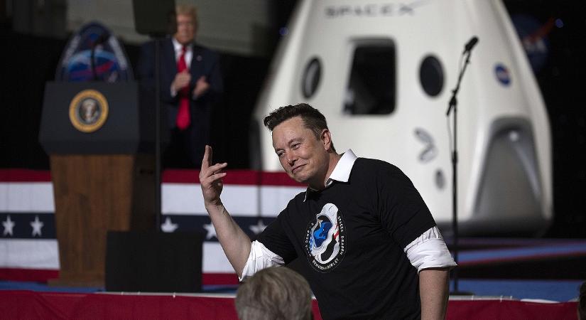 Összefogtak Musk ellen, három cég egyesíti erőit az űrben