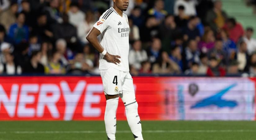 Sorban állnak a Real Madrid védőéjért, hamarosan távozhat