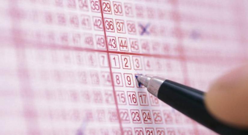 Kihúzták a hatoslottó nyerőszámait: 900 millió forintot lehetett nyerni