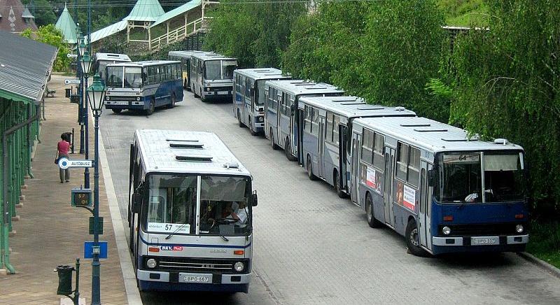 Tényleg él még az Ikarus?