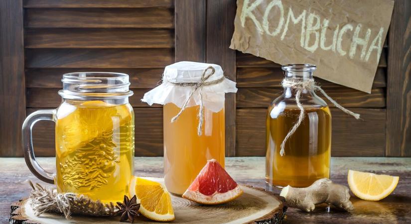 Frissítő, egészséges ital cukor és mesterséges adalékok nélkül? Így készíts kombuchát lépésről lépésre!