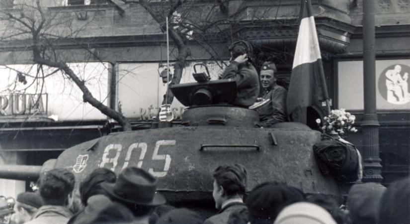 Csúnyán egymásnak esett Magyar Péter és Toroczkai László 1956 ürügyén