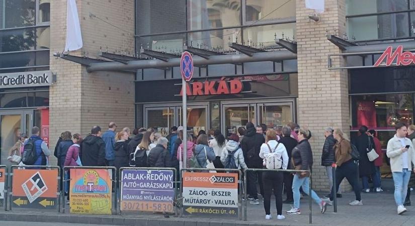 Kasszabotrány és kiürített áruház – tragikus események rázták meg Baranyát