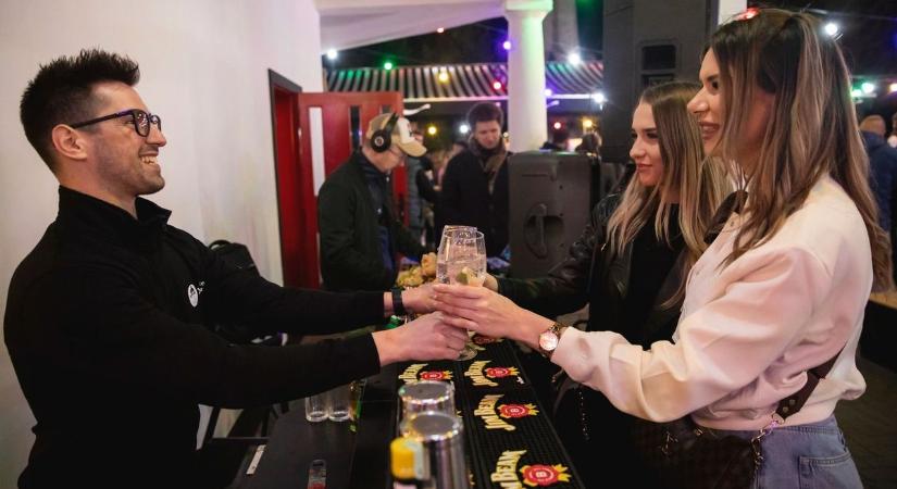 Lazítanak a szabályokon – felpöröghet az éjszakai élet Debrecenben!