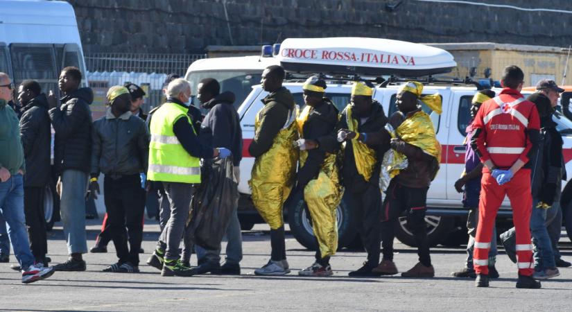 Szakértő: jogos a szkepszis, meg tud-e valósulni az európai migrációs paktum