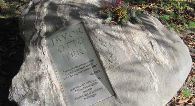 Mocsár és világítótorony