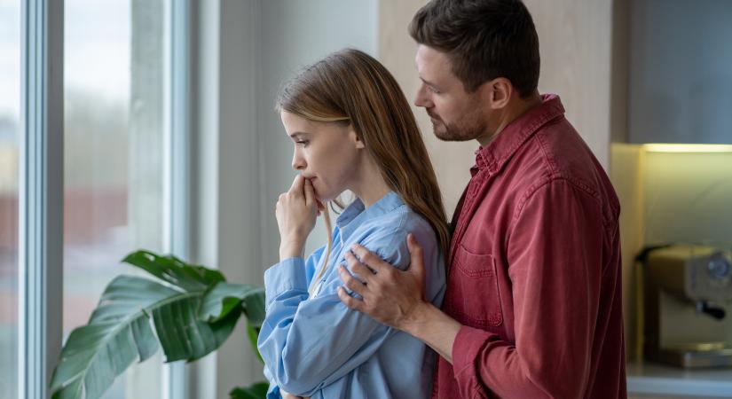 Ha egy férfi így viselkedik, menekülj – 5 „romantikus” gesztus, ami bajt jelez