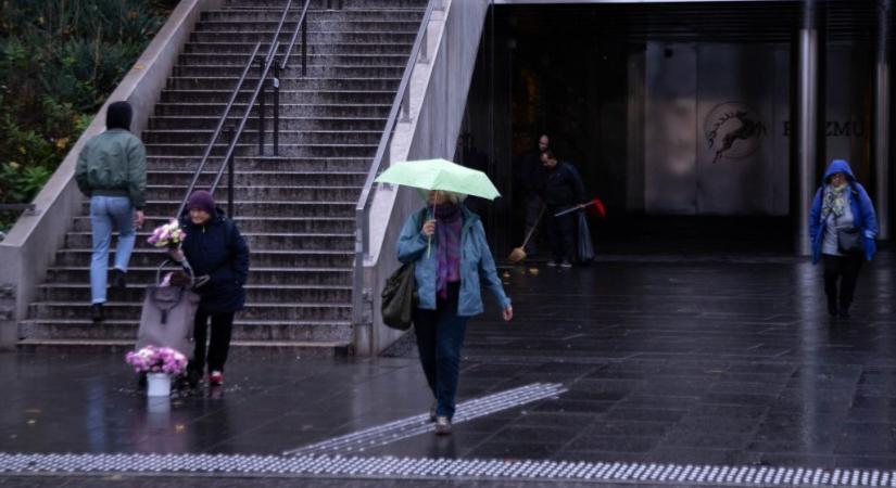 Délelőtt felszakadozik a felhőzet, de délután már kellhet az esernyő