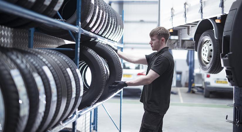 Itt a gumicsere ideje! Mutatjuk, mire kell figyelni