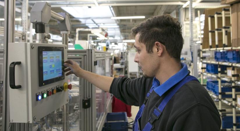 Karbantartó, gépkezelő kollégákat keres a Fusetech Kft.