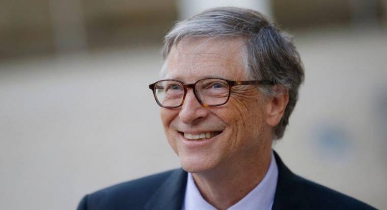 Bill Gates is megkapta a koronavírus elleni oltást, remekül érzi magát