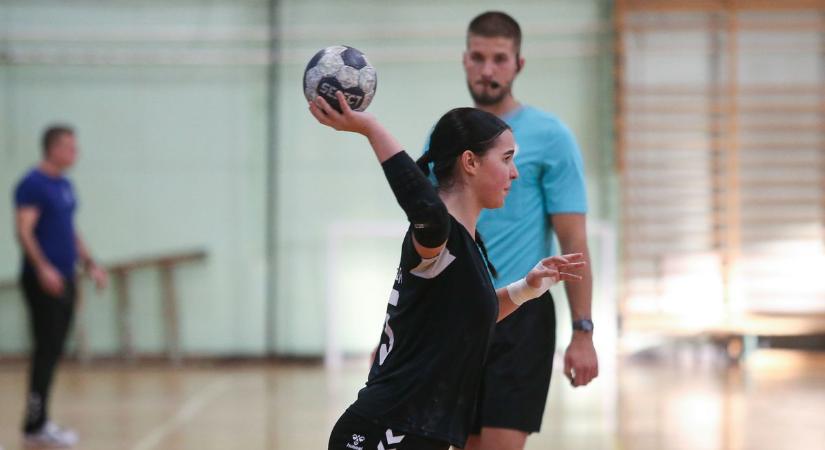 Kikapott a Nemesnádudvar Vecsésen