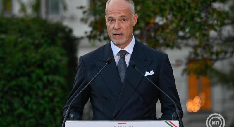 Szalay-Bobrovniczky Kristóf: ma is Magyarországra figyel a világ, úgy, mint 1956-ban