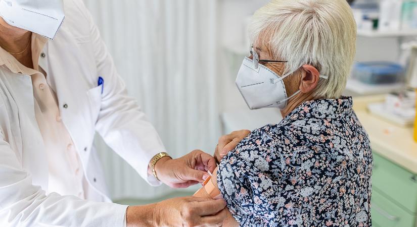 Már igényelhető az egyik legfontosabb védőoltás, itt vannak a részletek
